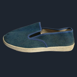 鑒別防靜電潔凈鞋品質(zhì)的方法有哪些？